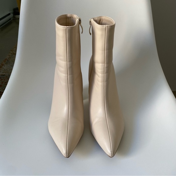 Ivory pointed boots fleece lined EU 38 - Picture 2 of 5